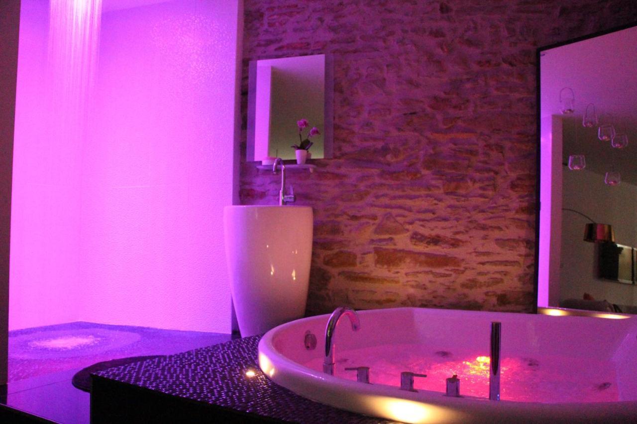 Le Lovt - Love Room Nantes Phòng bức ảnh