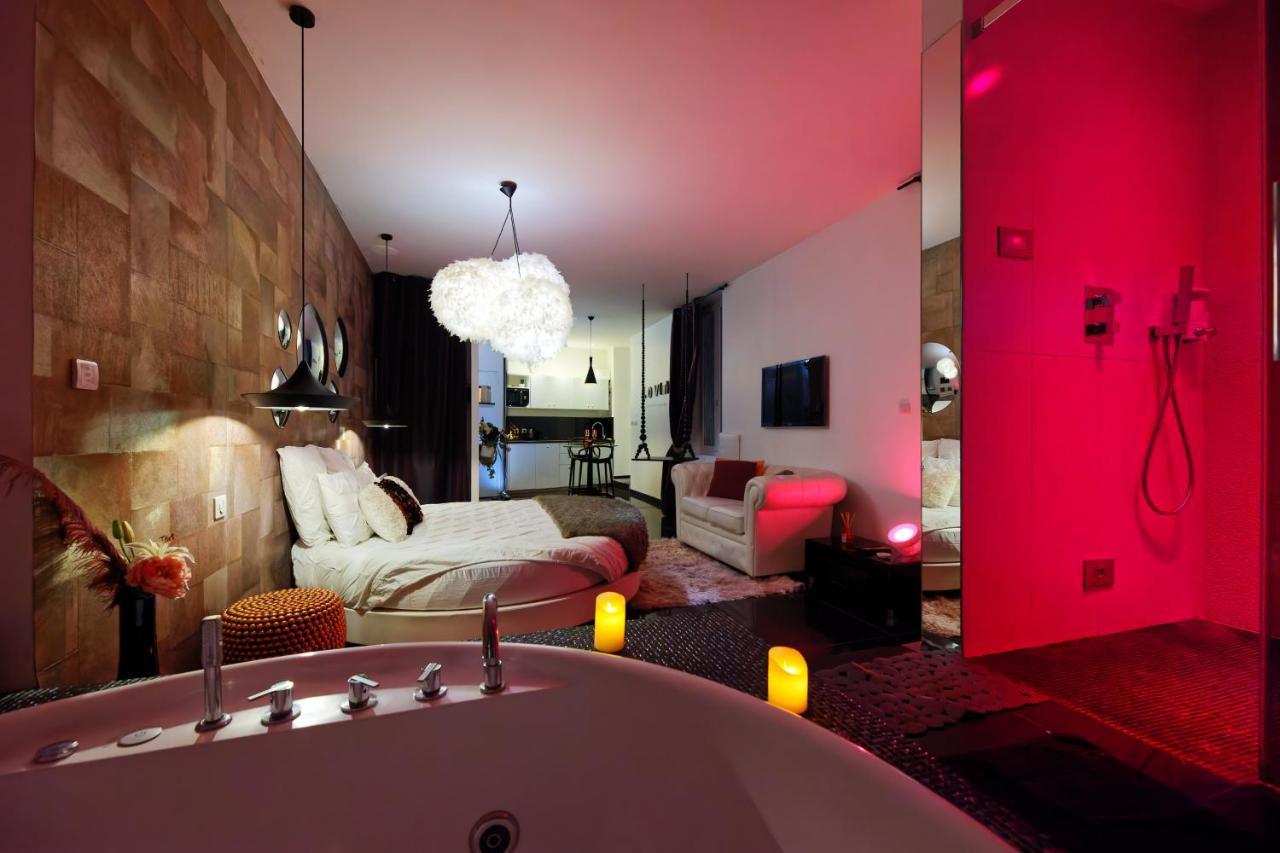Le Lovt - Love Room Nantes Ngoại thất bức ảnh